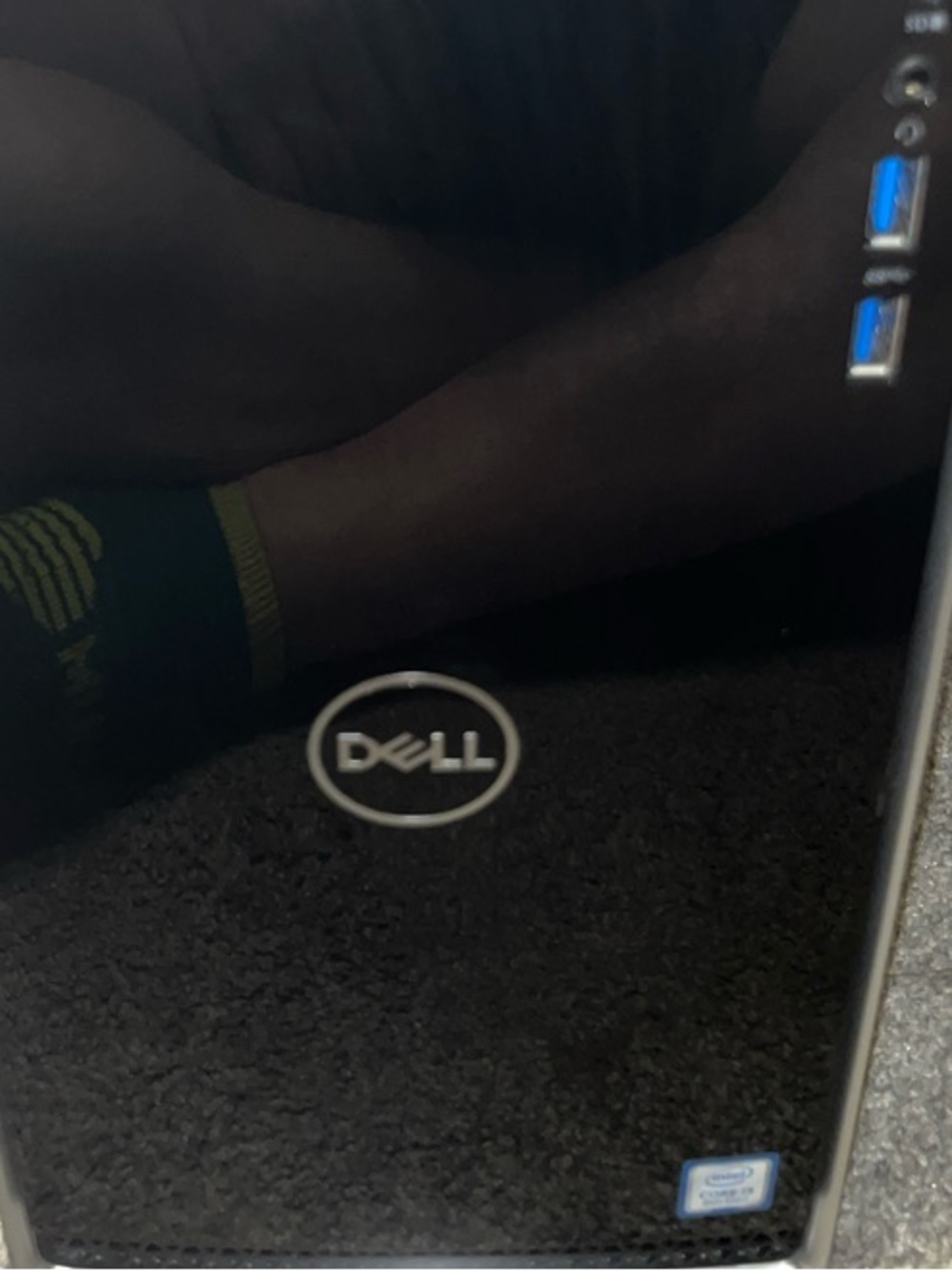 Dell Inspiron Glossy Black
